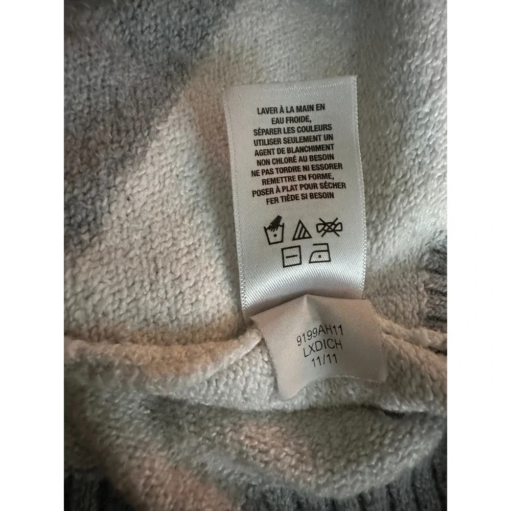 Aeropostale Sweater Womens XSmall Gray White Stripped V-Neck‎ Pullover Cropped
